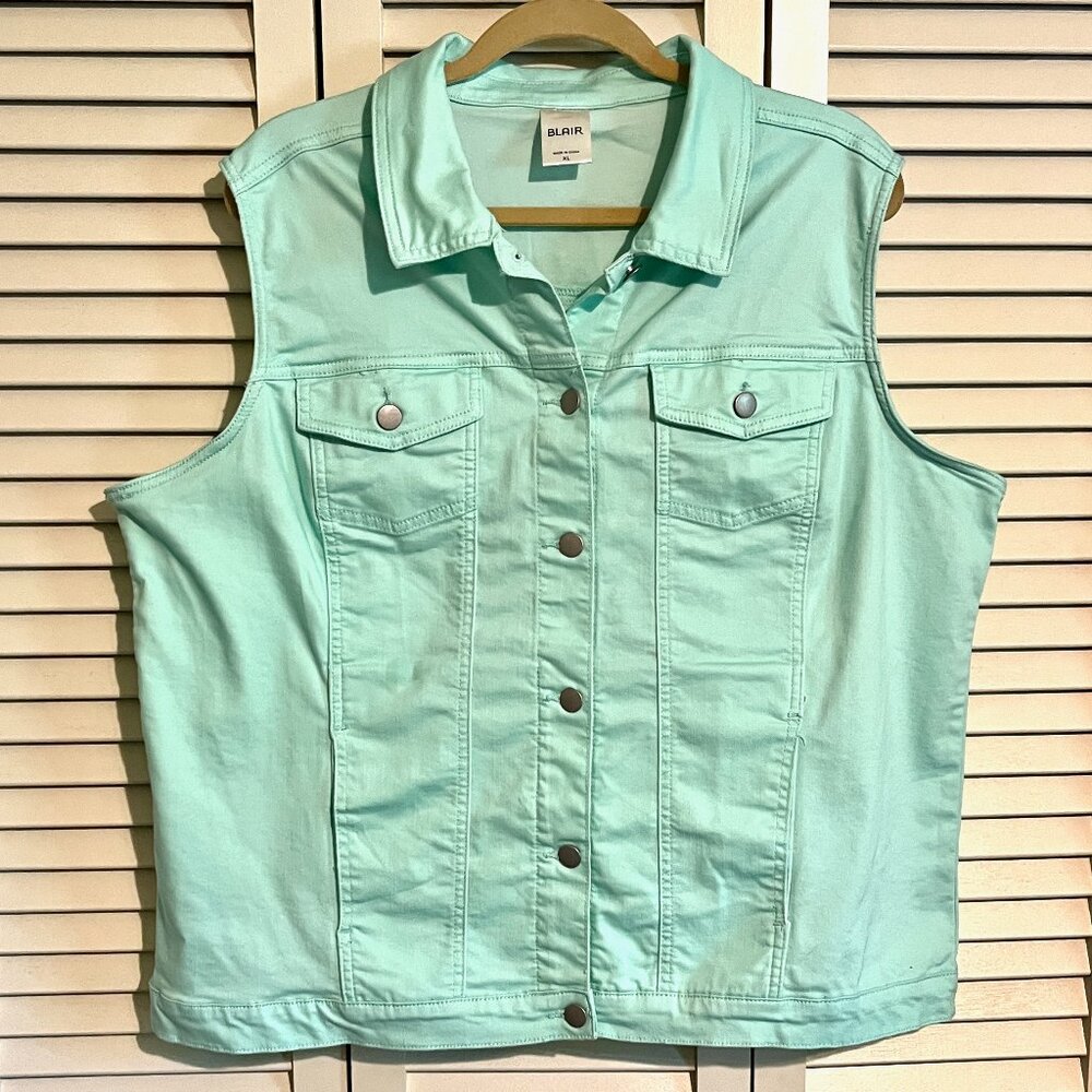 Womens Denim Vest * Blair * Size XL * Seafoam Green * New
Stretchy, runs big